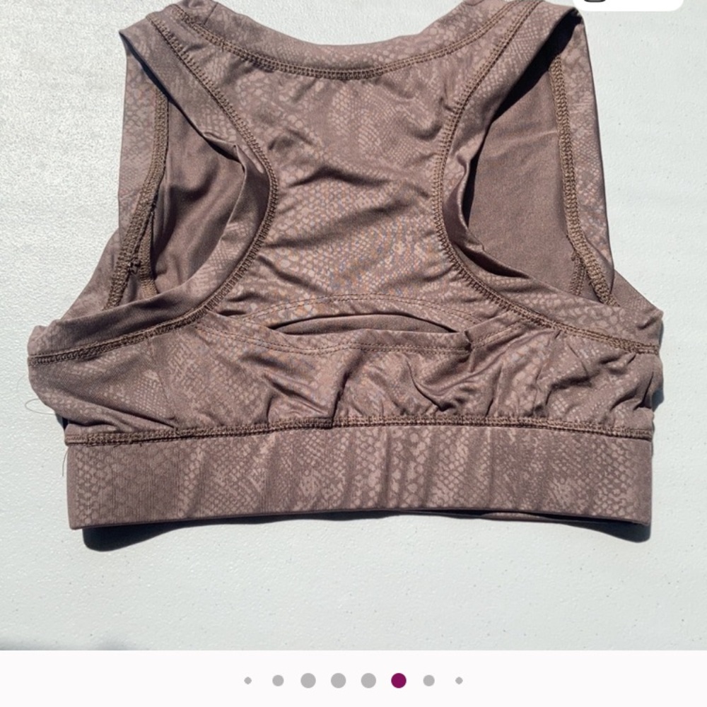 Tahari Sport sports bra tan snakeskin print animal print sports bra size L - Picture 7 of 15